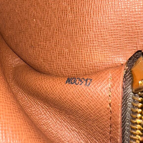 Vintage Louis Vuitton 1997 Papillon 26 Bag - Picture 15 of 15